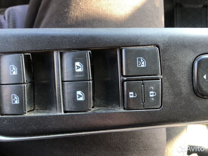 Блок управления стеклоподъёмника Камри 50 кузов