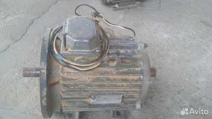 Электродвигатель асинхронный