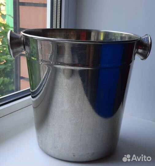 Ведро для шампанского