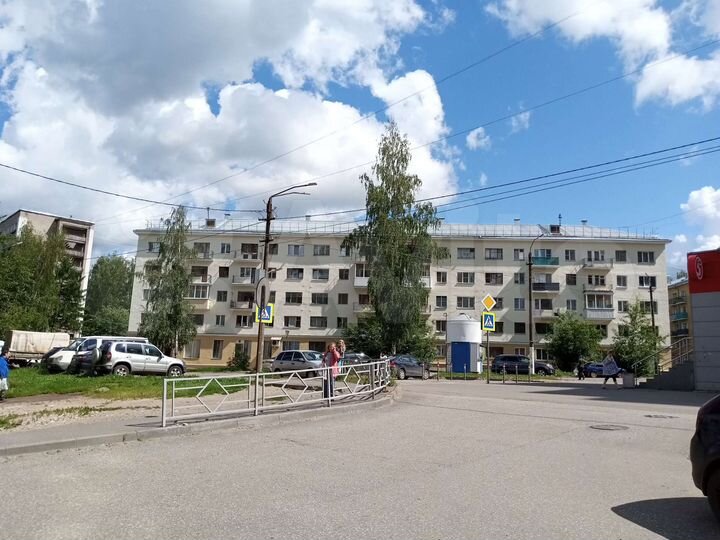 Комната 11 м² в 6-к., 4/5 эт.