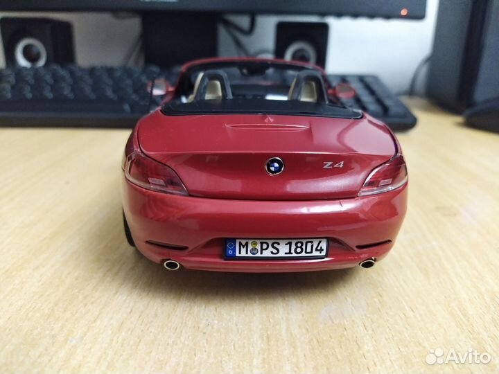 BMW Z4 e89 Kyosho 1/18