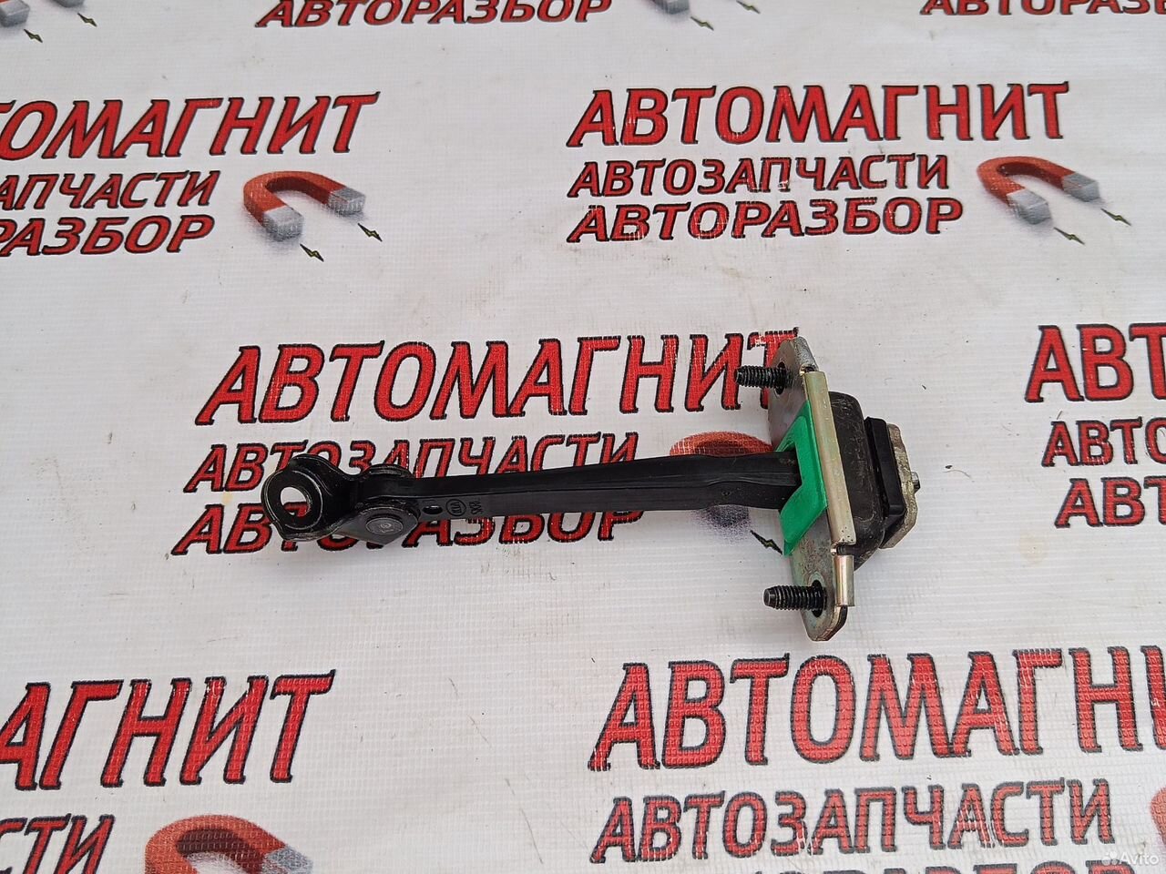 Ограничитель двери задней правой Киа Соул 3 SK3