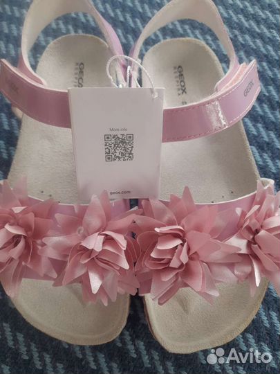 Босоножки для девочки новые