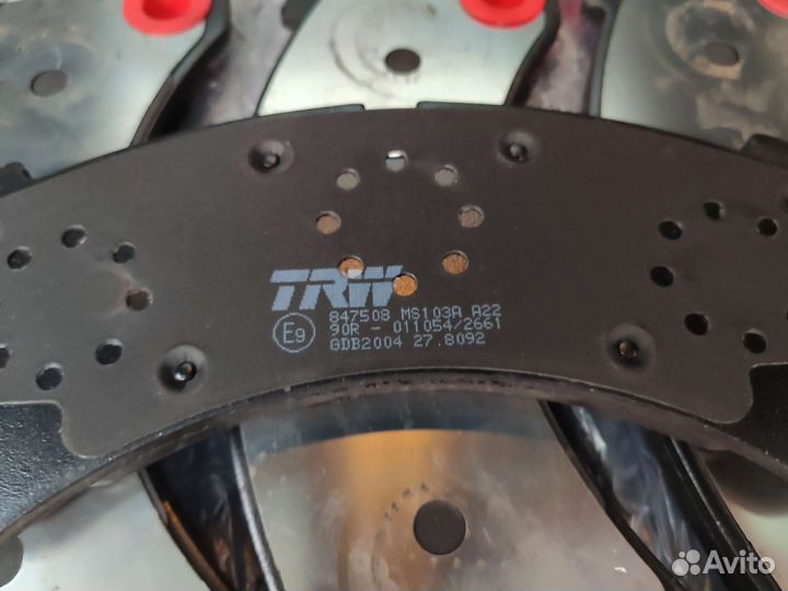 Тормозные колодки TRW GDB2004