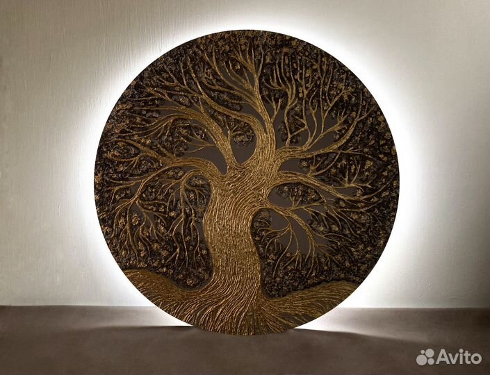 Картина с деревом. Круглое панно с подсветкой