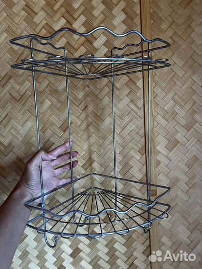 Угловая полка для ванной