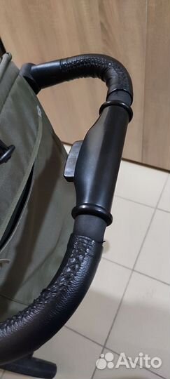 Прогулочная коляска всесезонная