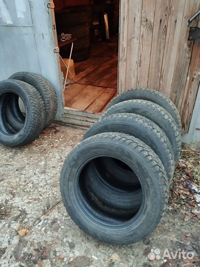 Michelin 4x4 Alpin 215/60 R16