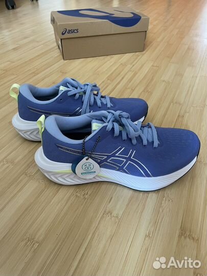 Кроссовки женские Asics Gel-Excite 10