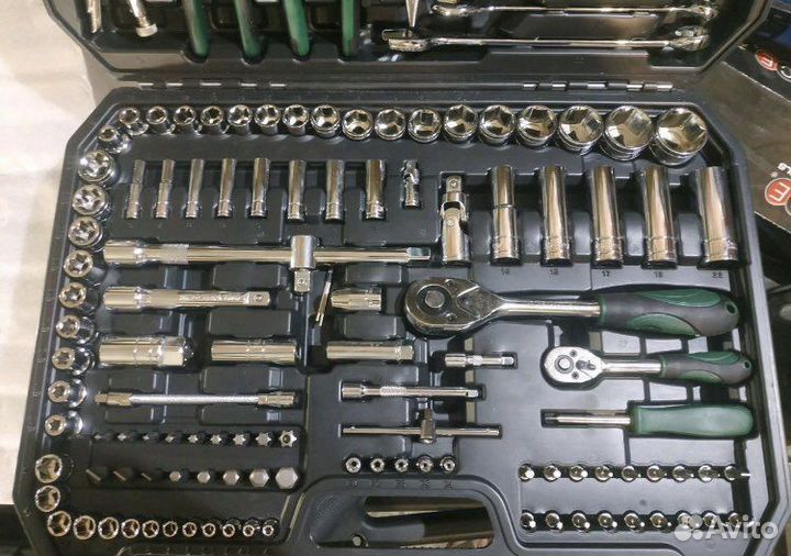 Набор инструментов SATA Новый