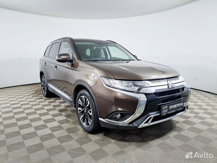 Mitsubishi Outlander 2.0 CVT, 2021, 142 018 км