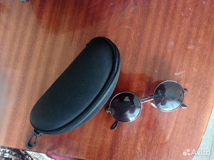 Солнцезащитные очки мужские