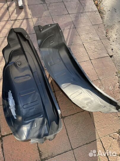 Подкрылки с шумоизоляцией Lexus LX Лексус