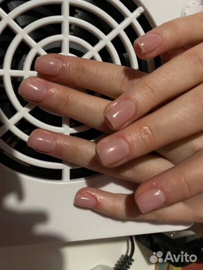 Маникюр и наращивание ногтей