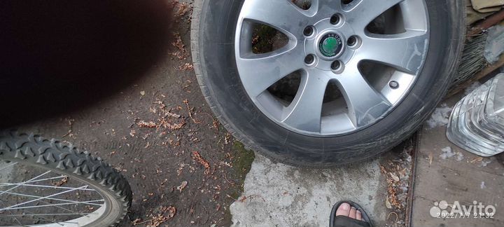 Yokohama BluEarth AE50 205/60 R16 92V