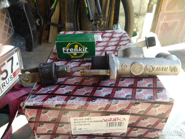 Главный цилиндр Тойота эстима люсида