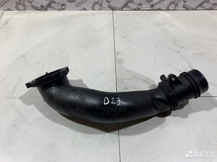 Патрубок впускного коллектора Mercedes OM651