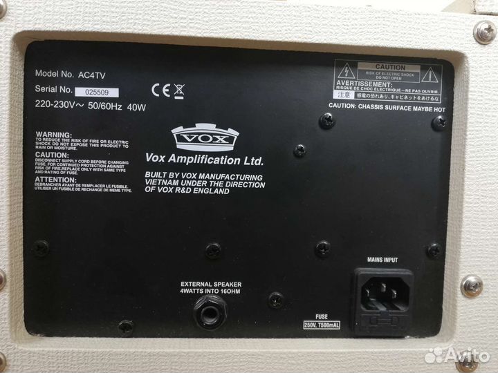 Ламповый гитарный комбоусилитель VOX AC4TV 10
