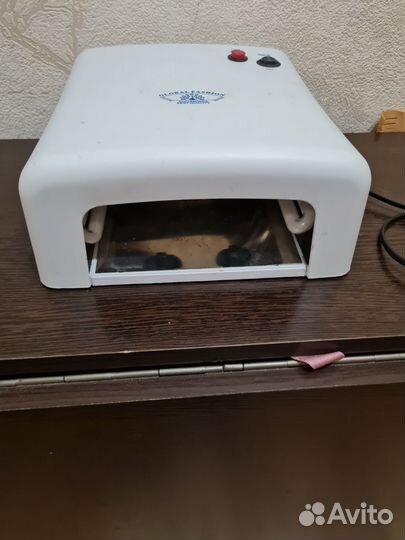 Лампа для ногтей