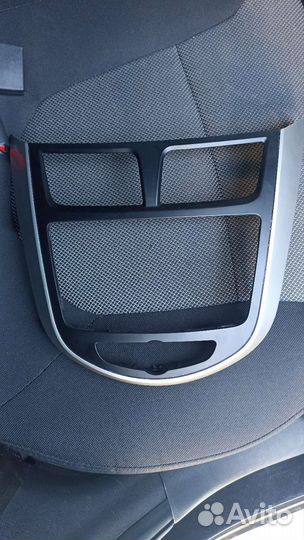 Штатная магнитола на hyundai solaris 1