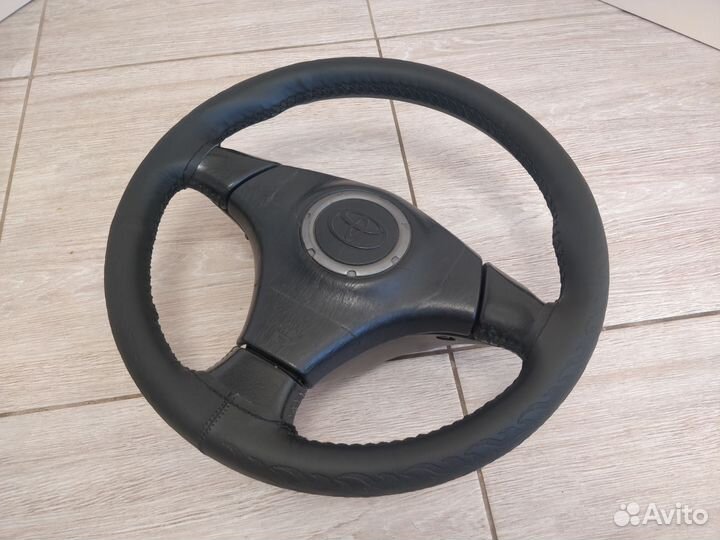 Руль уменьшенного диаметра Toyota