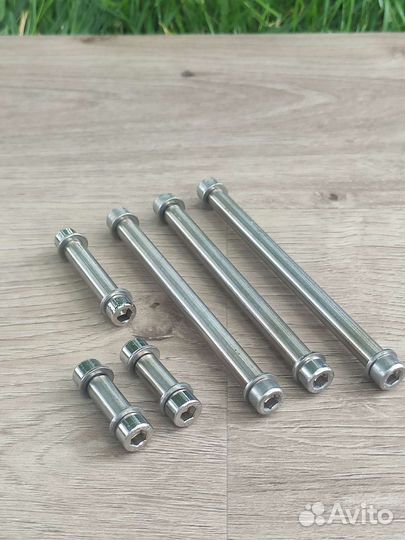 Оси для подвески Monorim