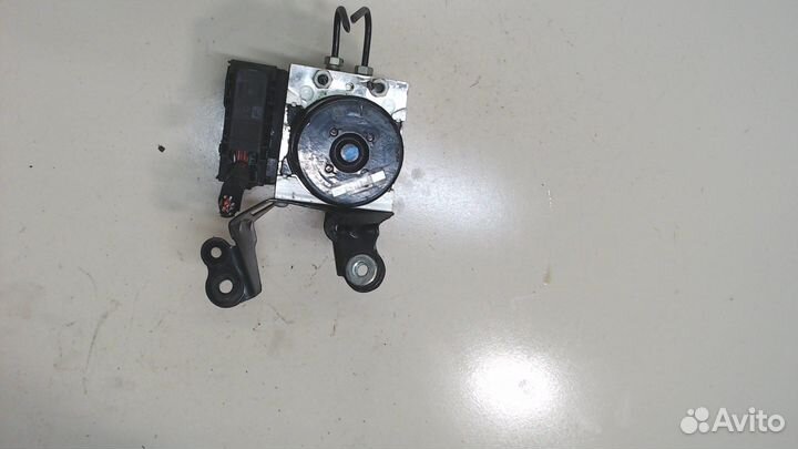 Блок абс, насос Volvo S60 2010, 2012