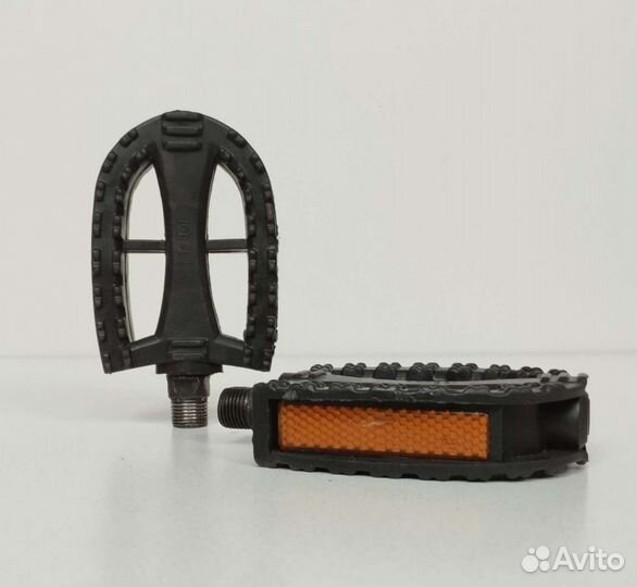 Велозапчасти и велосервис