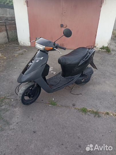 Скутер Suzuki lets 2
