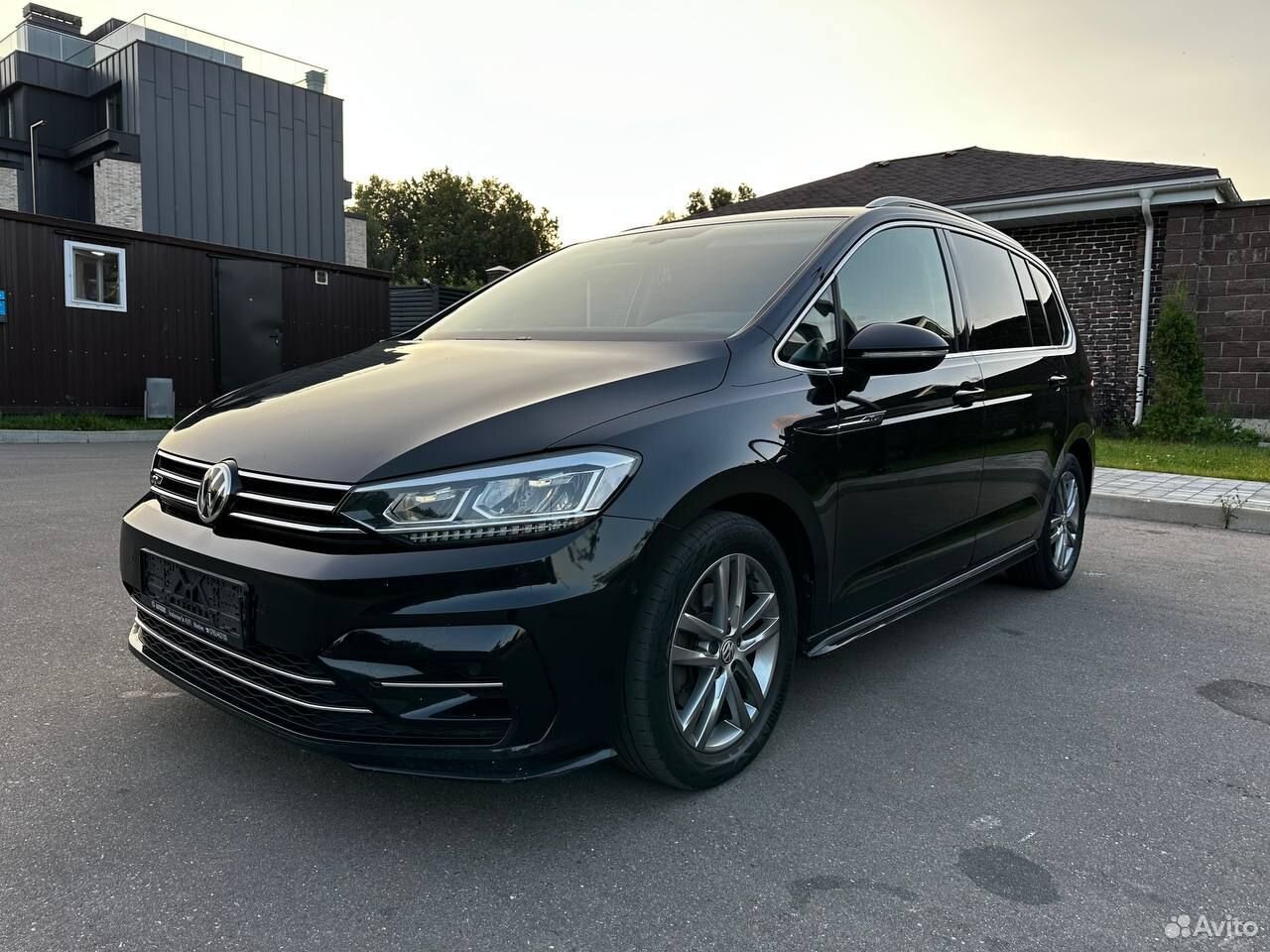 Нашли авто Volkswagen Touran