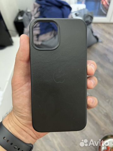 Оригинальный кожаный чехол на iPhone 12 pro max