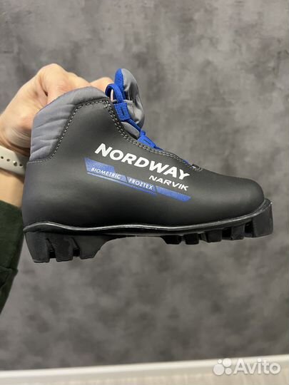 Ботинки лыжные детские 29 размер