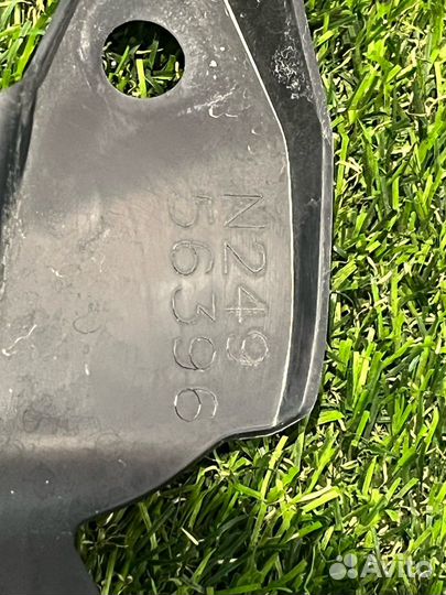 Уплотнитель крыла левый Fiat 124 2018 N249-56396