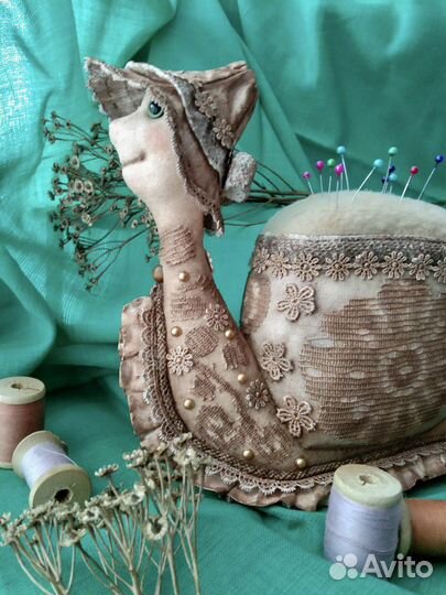 Кукла игольница