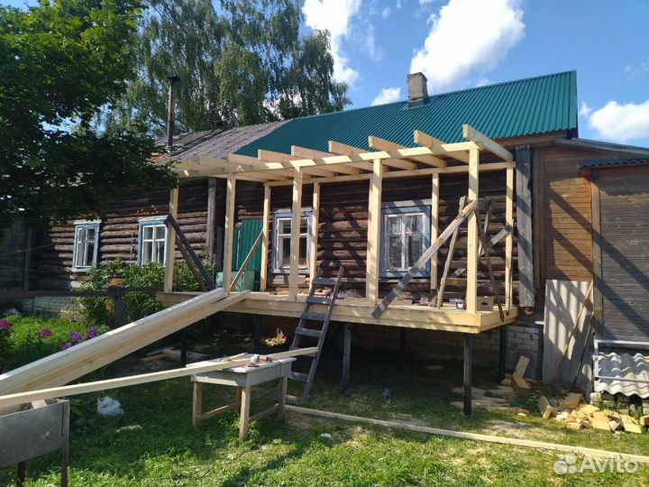 Бригада строителей