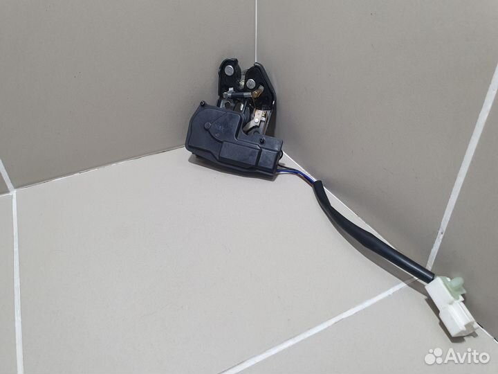 Замок багажника Chevrolet Aveo T250