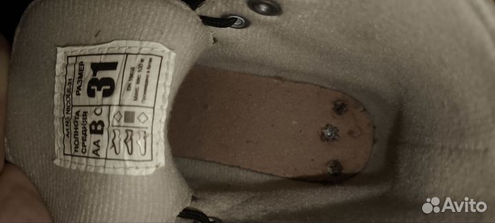 Коньки фигурные 31