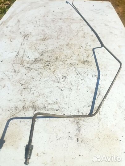 Тормозная трубка задняя правая Renault Sandero 2