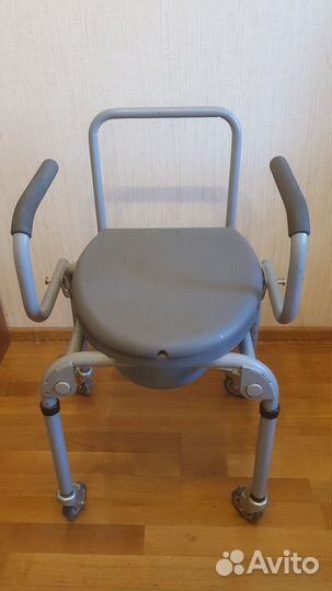 Санитарный стул туалет на колесах