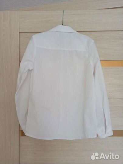 Рубашка белая на мальчика 122