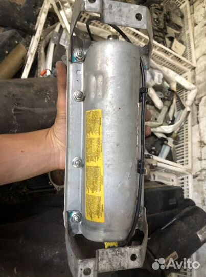 Подушка безопасности пассажира BMW E38