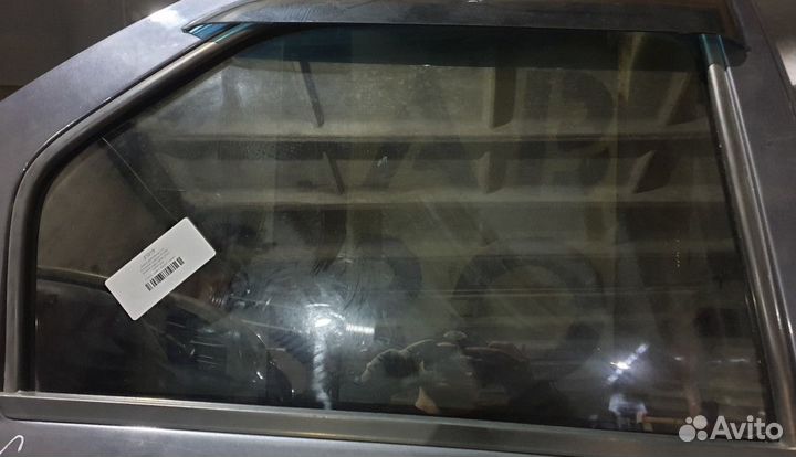 Стекло двери задней правой Renault Logan
