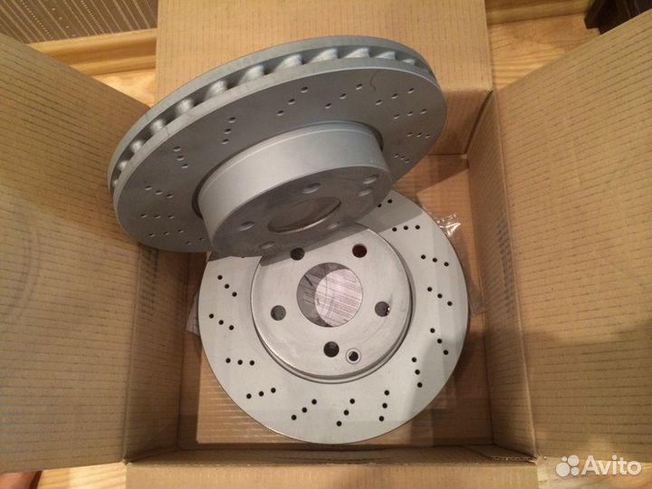 Диск тормозной передний Mercedes W204