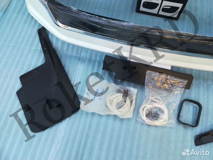 Обвес Toyota Land Cruiser 200 Executive Lounge