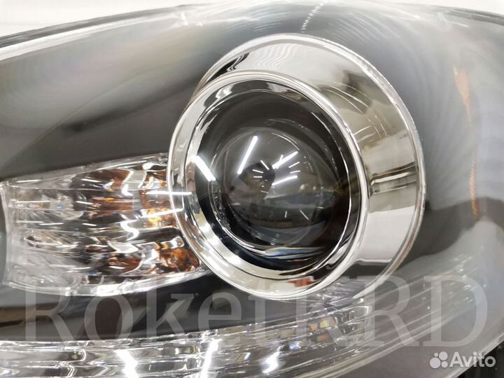 Фары lexus is 250 / IS350 Штатные