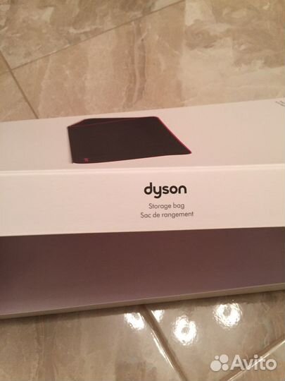 Коробка от чехла dyson