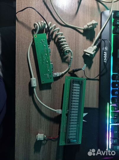 Вакуумный люминесцентный дисплей VFD