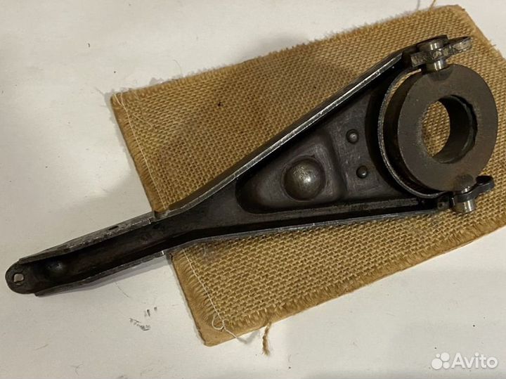 Вилка сцепления и выжимной подшипник Москвич 407