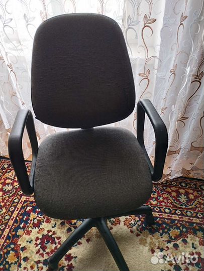 Компьютерное кресло бу