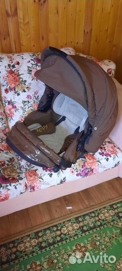 Продаю коляску 3в1 с комплектом новой резины
